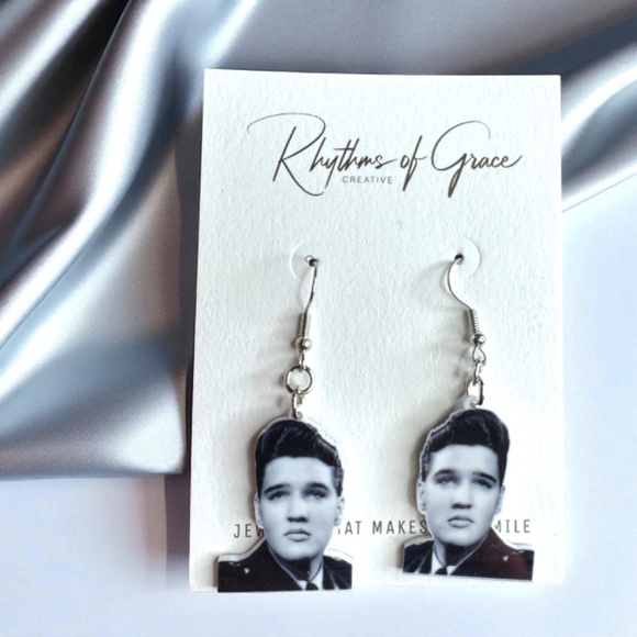 🎸 Rock Your Style: Elvis Presley Dangle Earrings – Iconic Vibes in Every Pair! - Picture 1 of 12